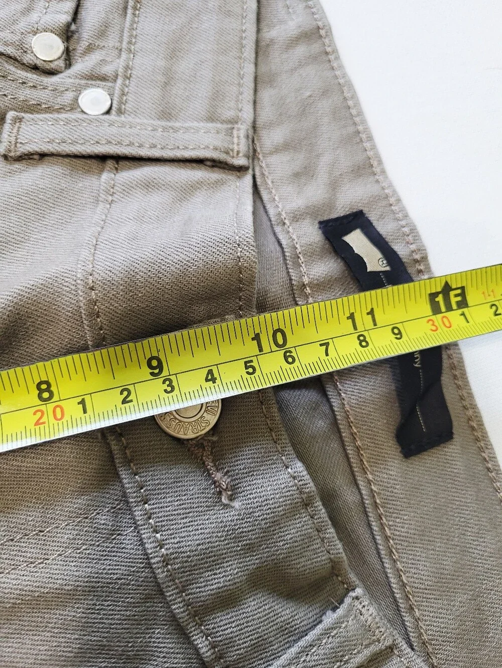 Levi Straus Women's Tan Mid Rise Skinny Stretch Denim Jeans Size 10M W30/L32